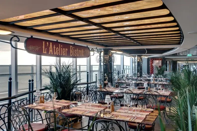 Restaurants & Bars