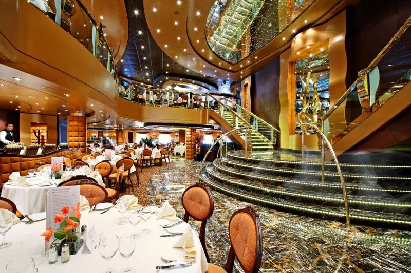 Restaurants & Bars