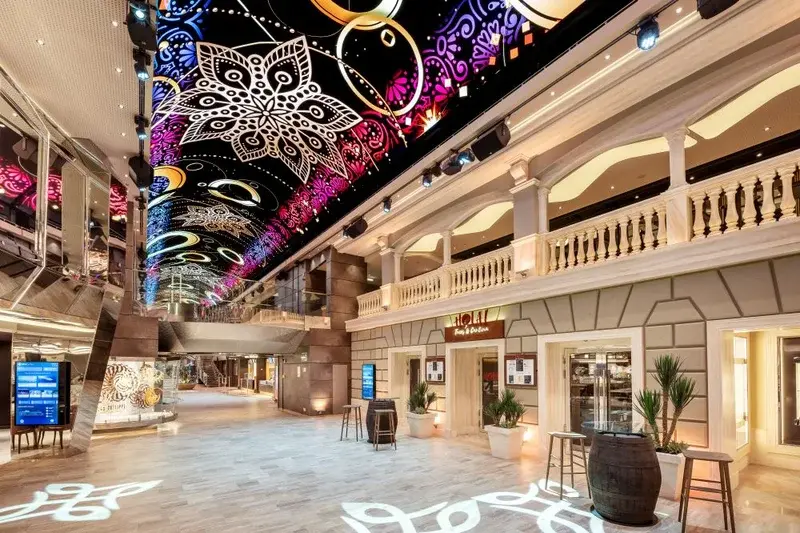 Indoor Promenade