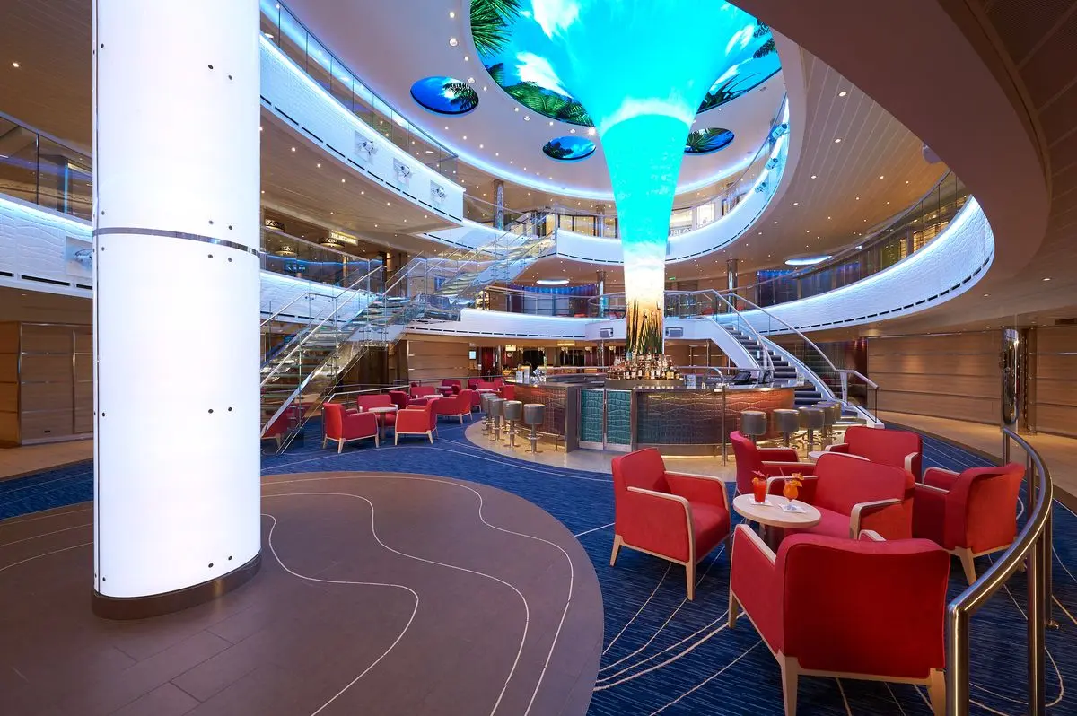 CARNIVAL Carnival Horizon - image 4