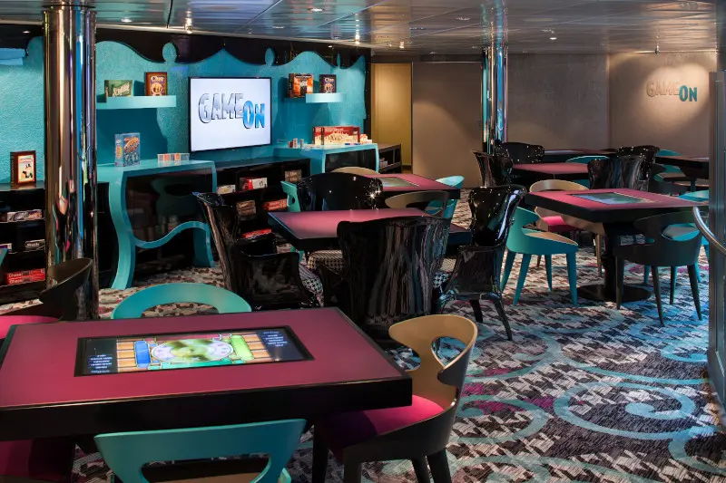 CELEBRITY Celebrity Reflection - image 7