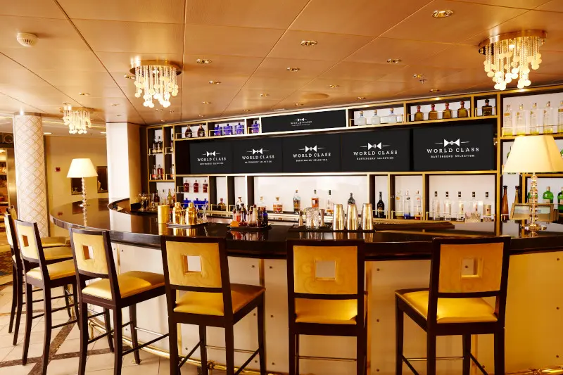 CELEBRITY Celebrity Reflection - image 4