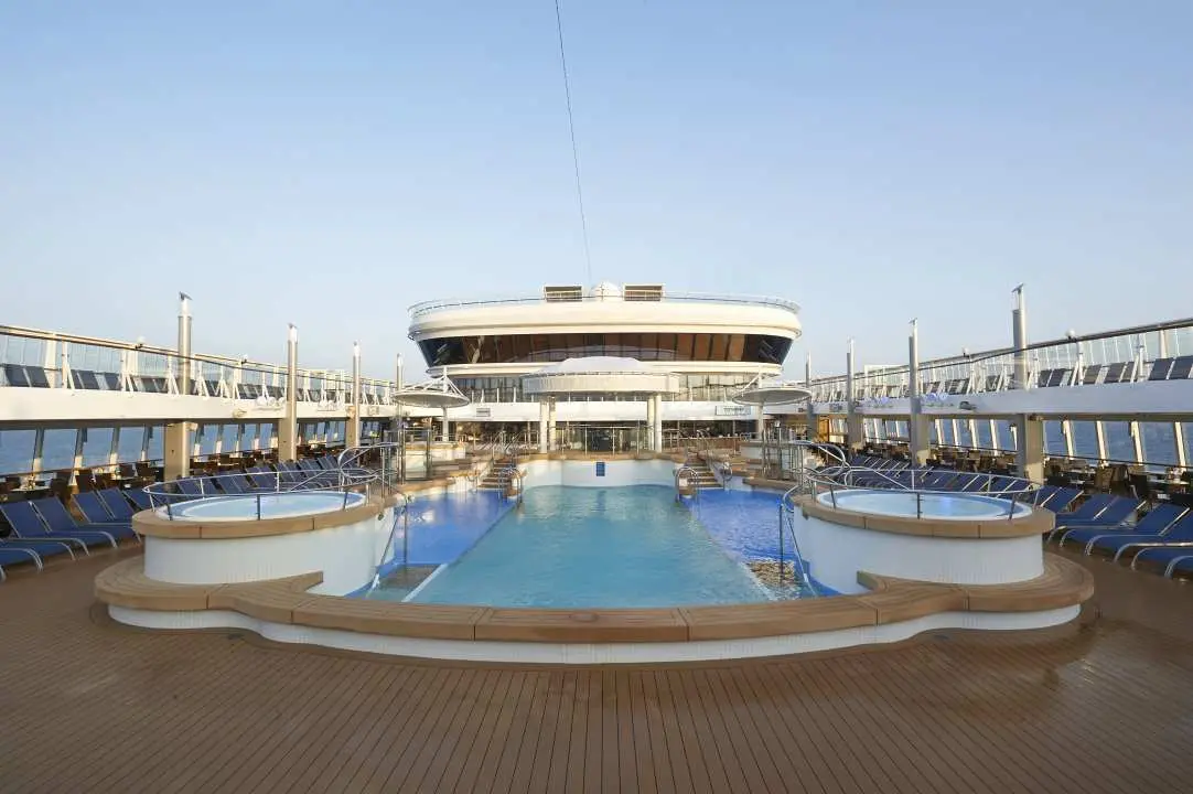 NORWEGIAN Norwegian Star - image 7