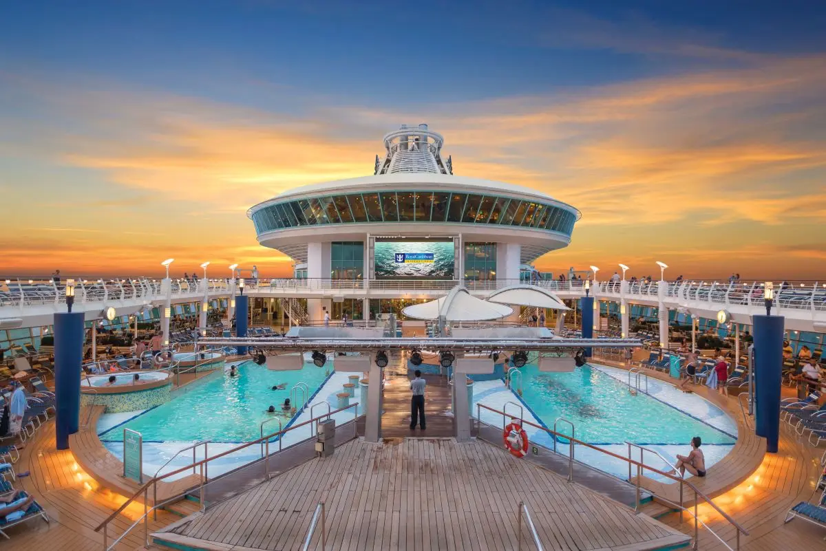 ROYAL Adventure of the Seas - image 8