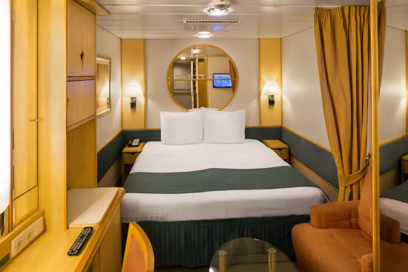 ROYAL Enchantment of the Seas - image 1