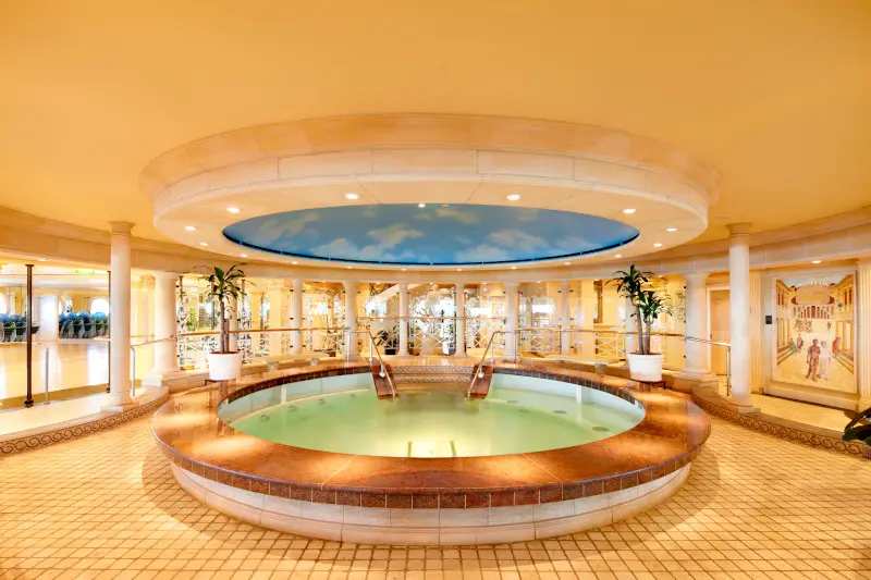 ROYAL Voyager of the Seas - image 6