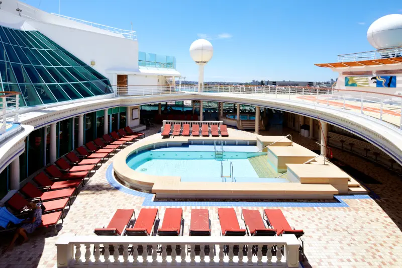 ROYAL Voyager of the Seas - image 11