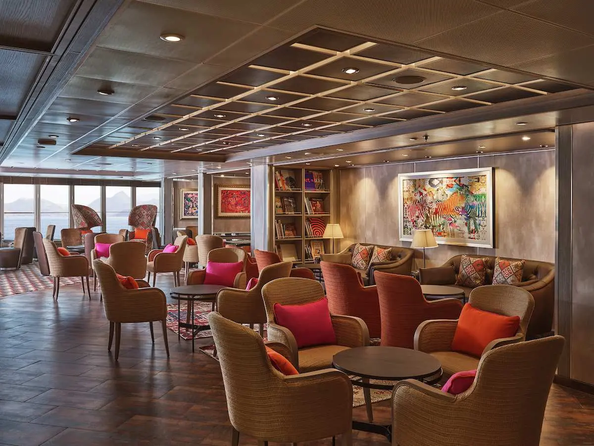 SILVERSEA Silver Moon - image 4